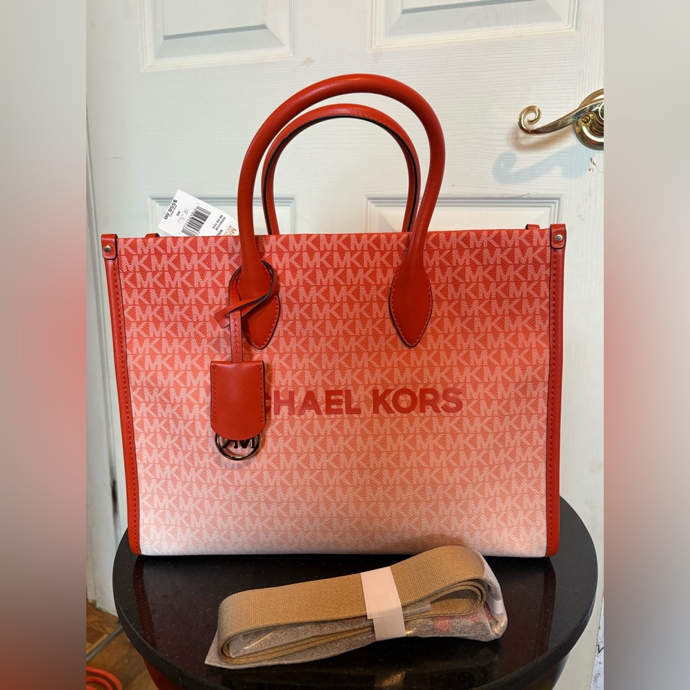 ALICIA the PURSE PLUG live show❕❕👜👛🔌💕🌟🛍👒💯 - Picture 11 of 16